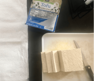 slicing tofu