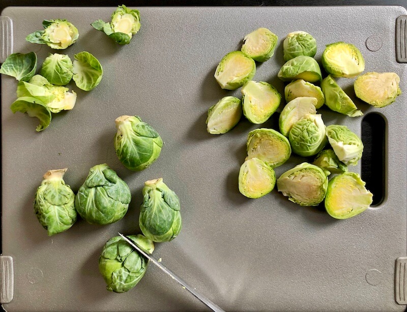 how to cut brussels sprouts