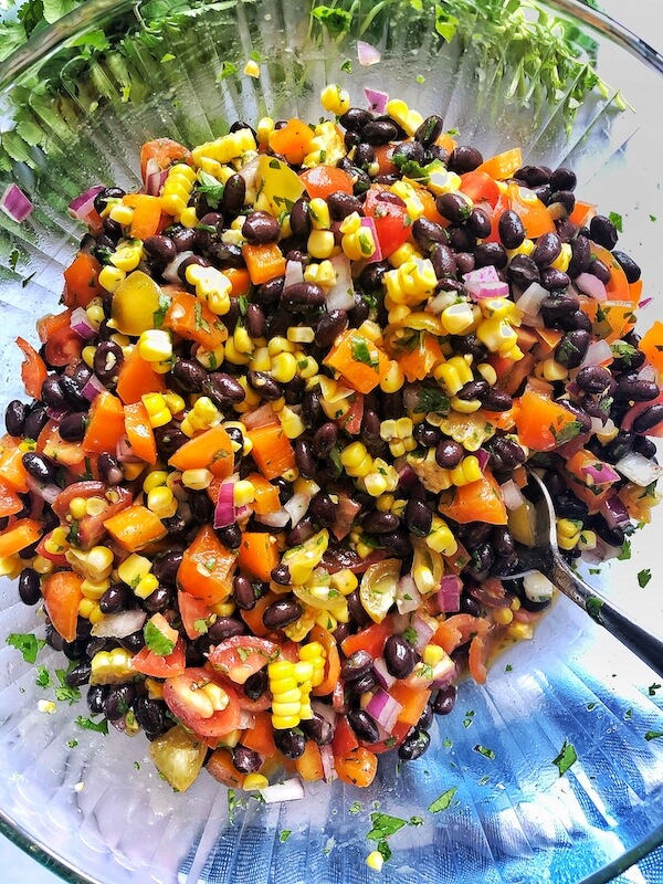 Black bean corn salad with tomatoes