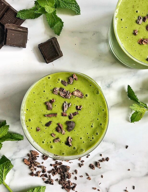 fresh mint and chocolate green smoothie